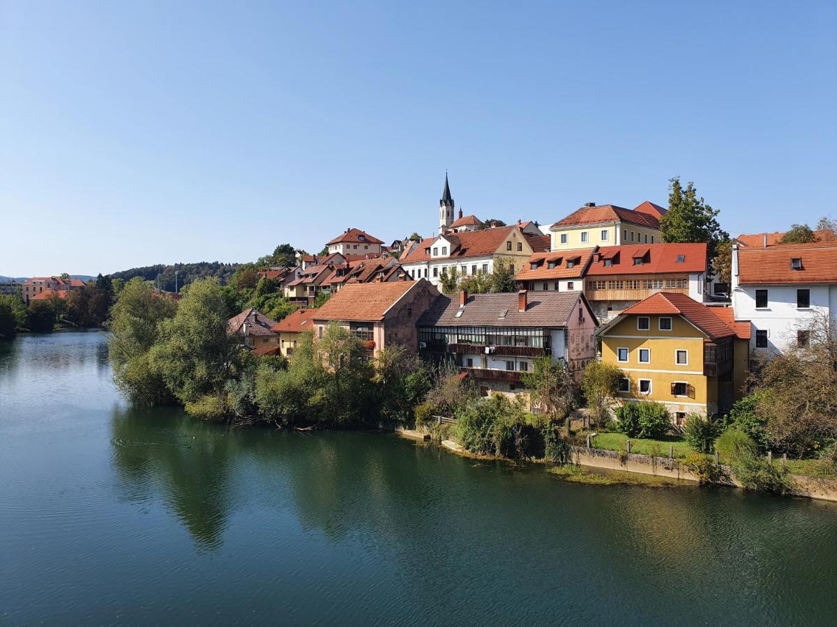 Hostel Novak Novo Mesto Buitenkant foto
